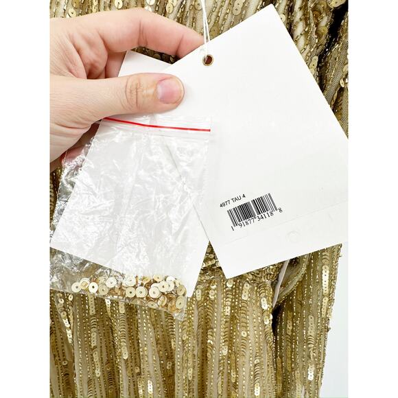 Mac Duggal 4977 Gold Sequin Beaded Illusion Sleeve Gown 4 NWT - Picture 6 of 9